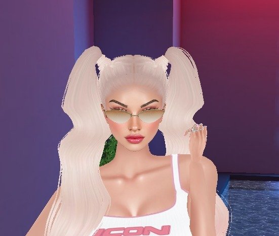 Gold Cat-Eye Sunglasses view 4